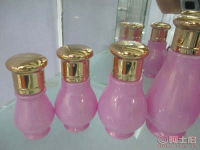 廣州化妝品玻璃瓶噴涂加工 精油瓶、管制瓶與膏霜瓶的專業解決方案